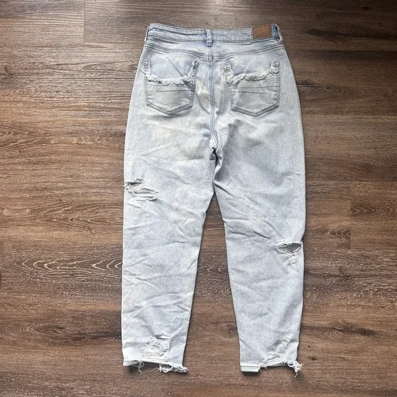 American Eagle Women Size 8 Jeans Mom Straight Light Wash Pants Strigid Stretch - Picture 8 of 16